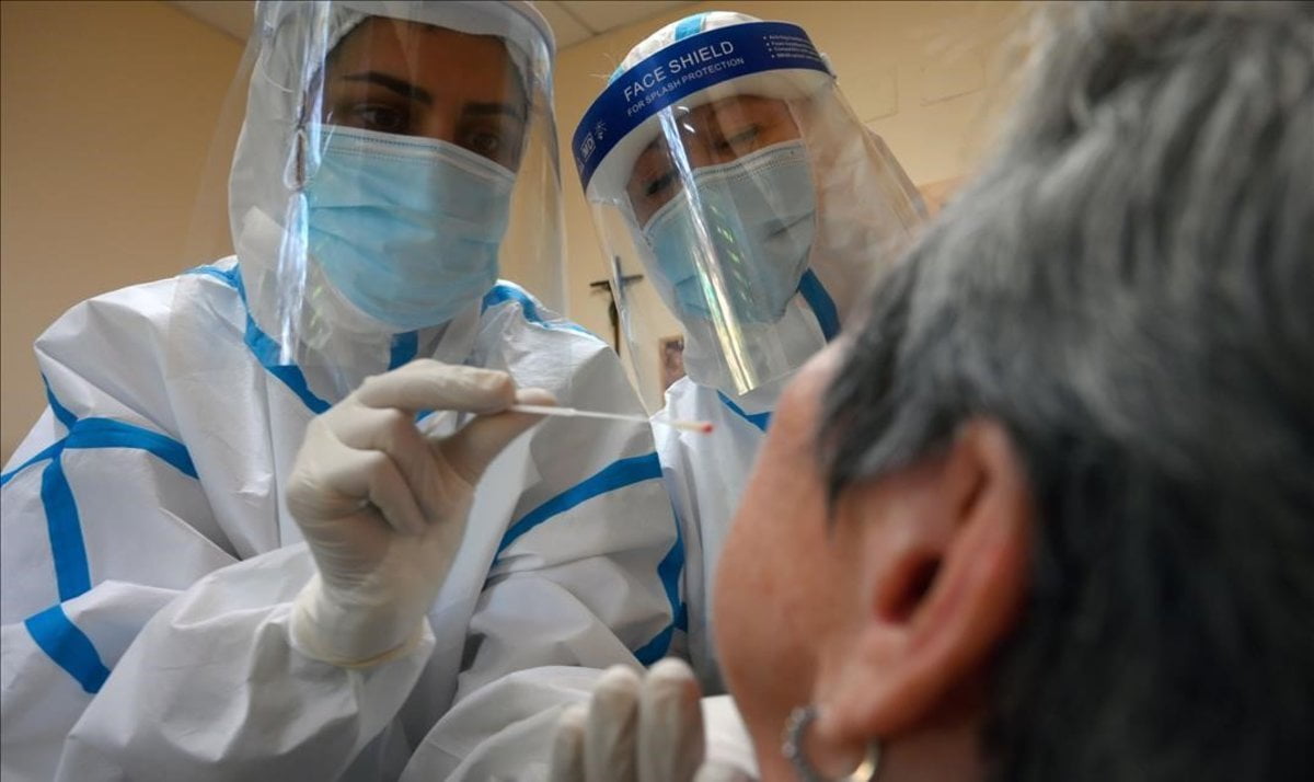 Test covid 19 coronavirus 001AJJA1