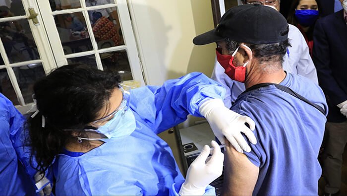 Vacuna chile sinovac agencia uno coronavirus covid