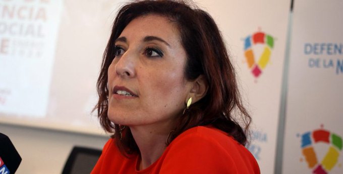 Defensora de la niñez