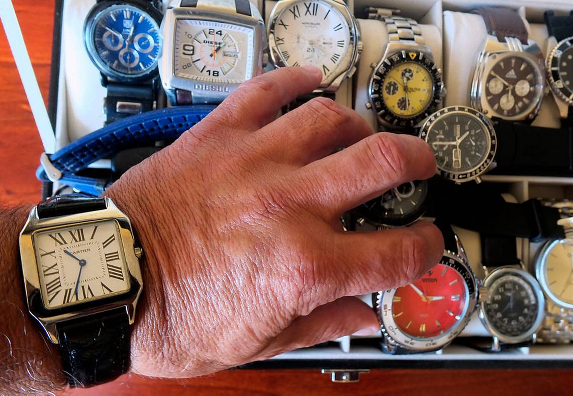 Relojes cambio de hora A UNO
