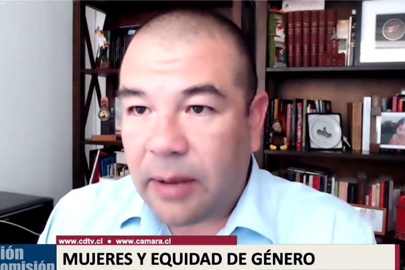 Tres Causales