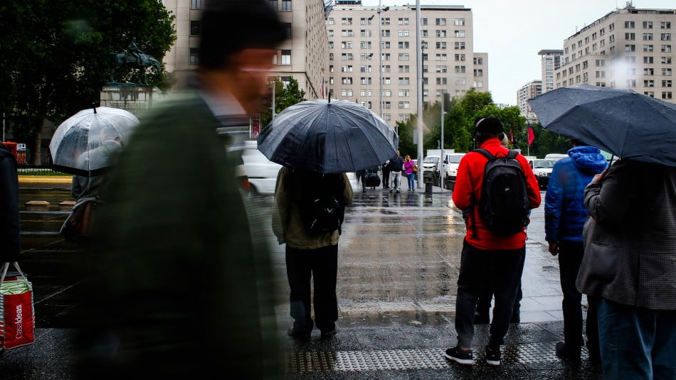Lluvias Santiago RM 14 06 2021 c6aba0ae43b