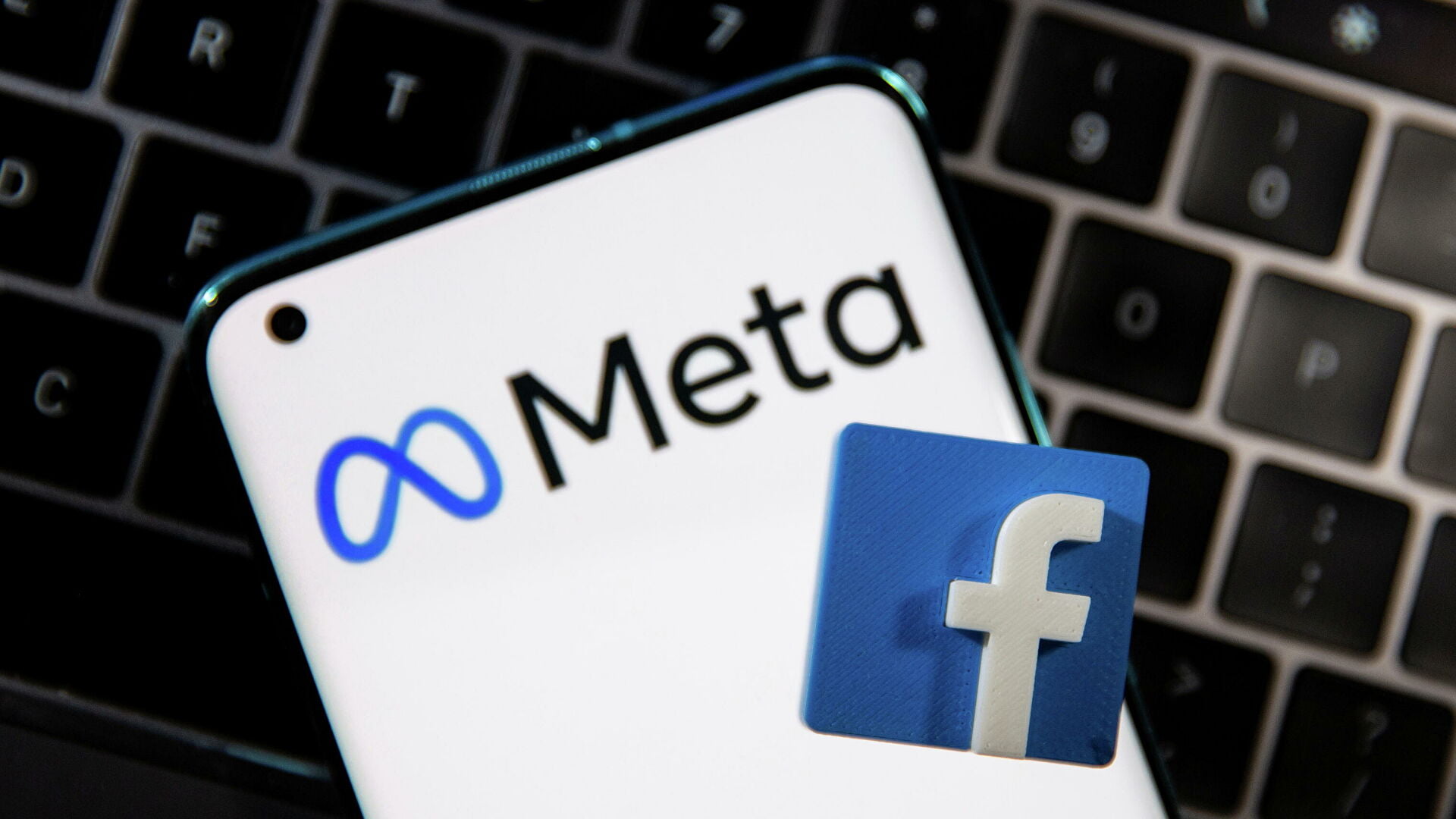 Facebook meta 2022