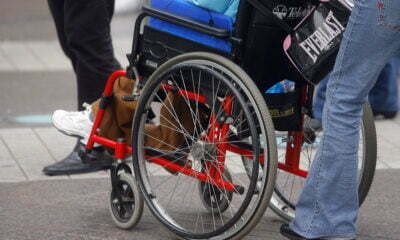 Voto asistido 2 silla de ruedas