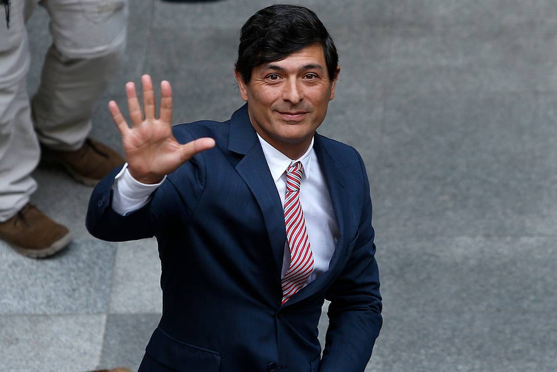 CHANTA Franco Parisi.