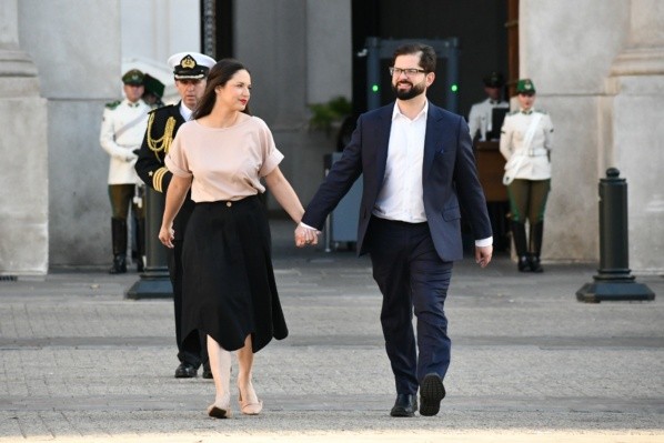 Irina Karamanos Y Gabriel Boric Terminaron Ella Lo Aclara 02.jpeg 852863802