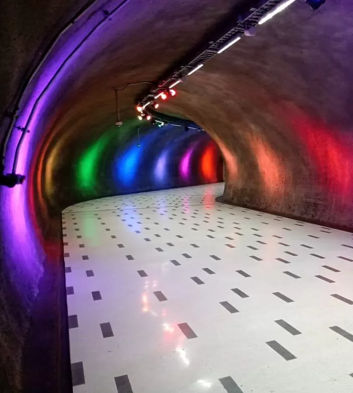 Tunel metro LGBTI dos