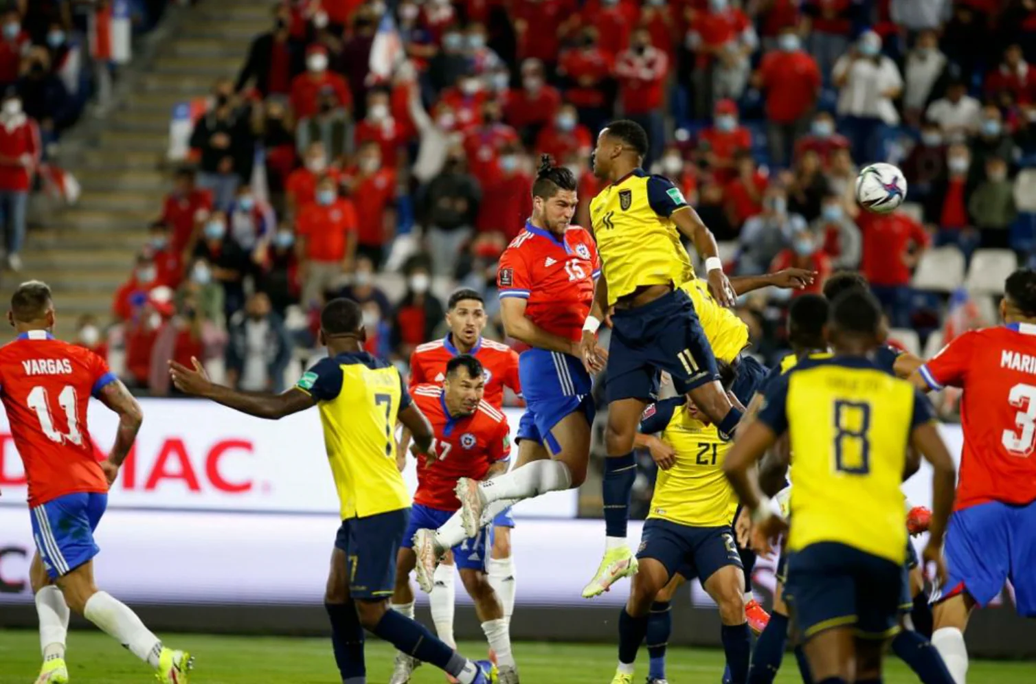 Chile vs Ecuador 2021-11-17 a la(s) 01.24.55
