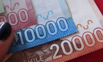 dinero chileno DHOYA2RI
